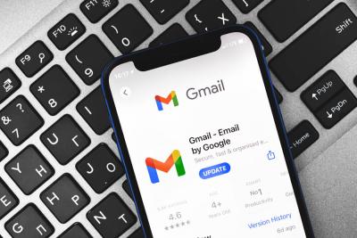 gmail app download on smartphone screen